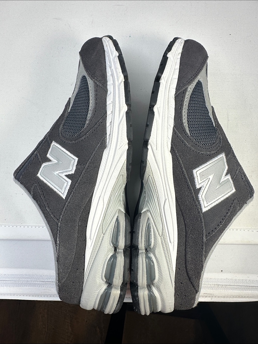 New Balance 2002R Size 7 - Picture 4 of 7